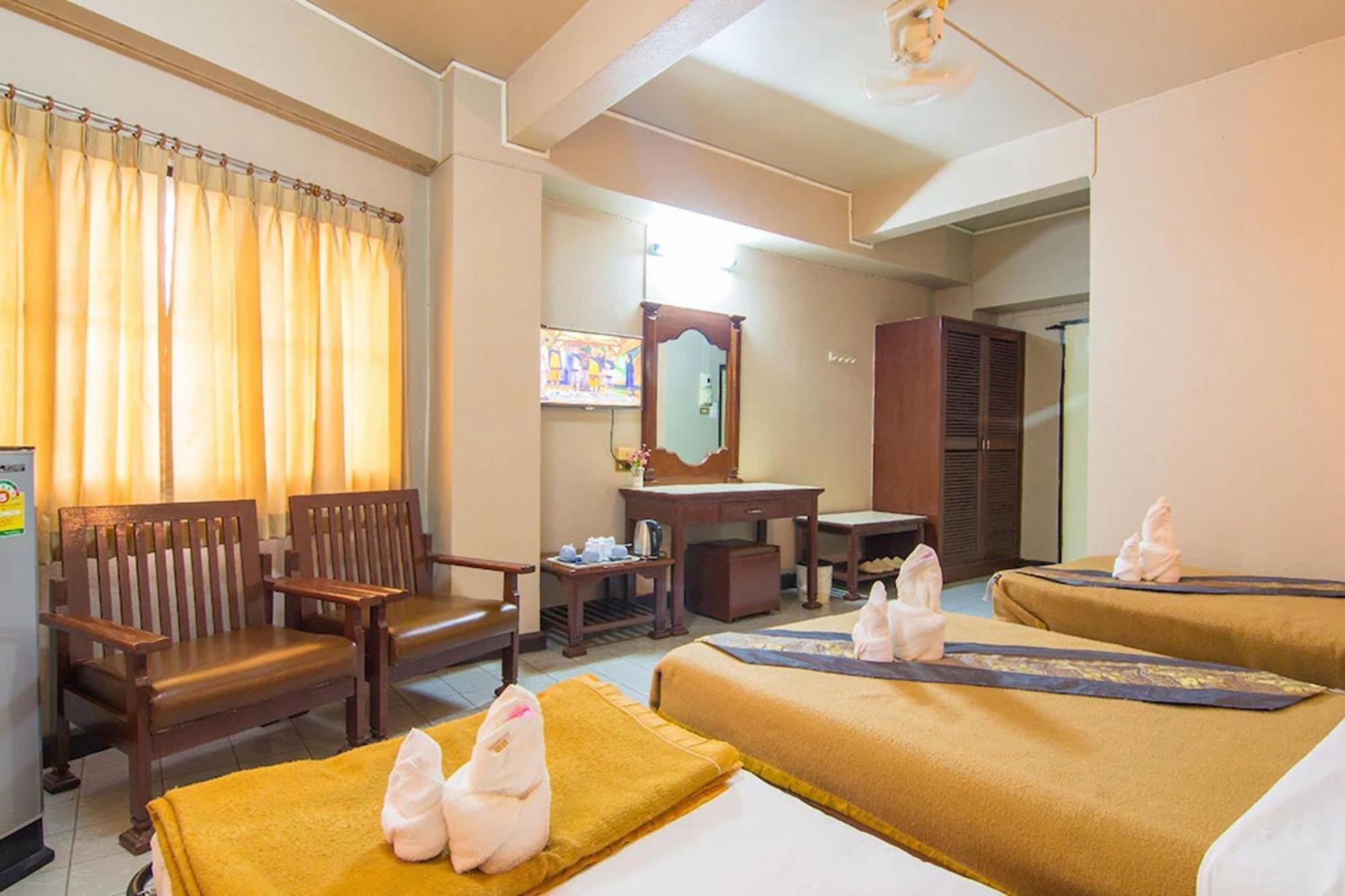Khelang Nakorn Hotel Lampang Exterior photo