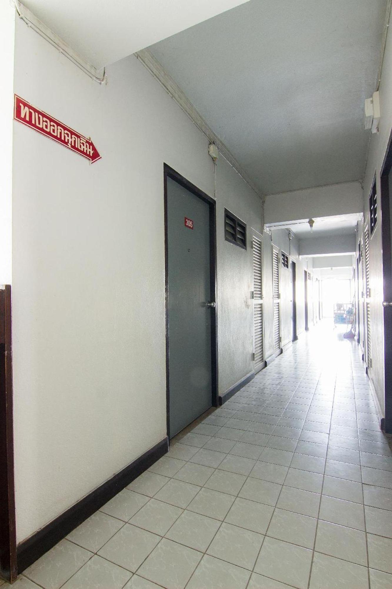 Khelang Nakorn Hotel Lampang Exterior photo